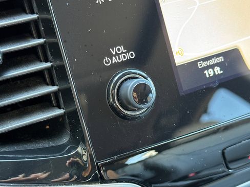 Used 2019 Honda Pilot Elite image 30