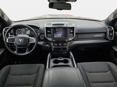 Used 2019 RAM 1500 Big Horn AWD/4WD image 9