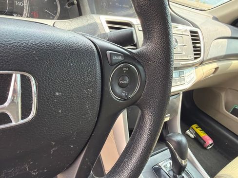 Used 2015 Honda Accord LX image 18
