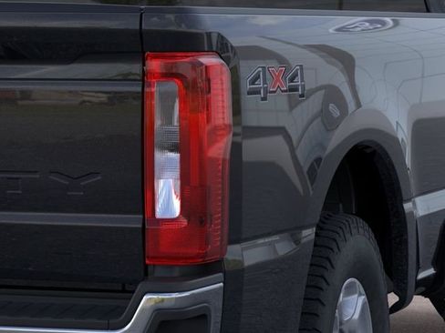 New 2026 Ford F350 XLT AWD/4WD image 21