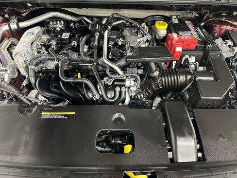 Used 2025 Nissan Sentra SV image 64