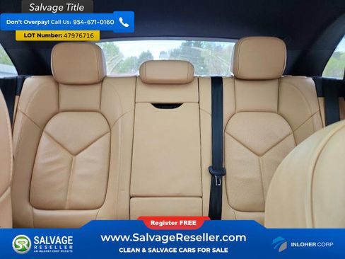 Used 2018 Porsche Macan Sport Edition image 13