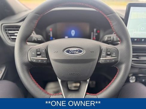 Used 2024 Ford Escape ST-Line w/ Tech Pack #1 AWD/4WD image 11