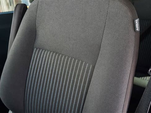 Used 2018 Ford Transit 350 XLT image 27