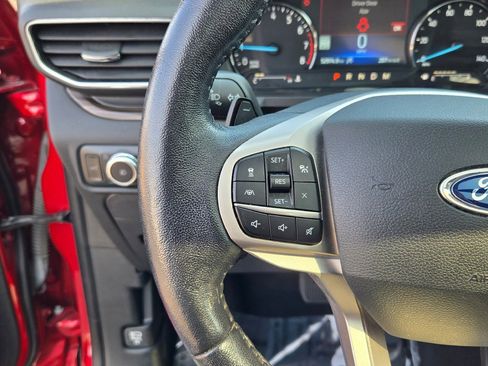 Used 2021 Ford Explorer Limited w/ Equipment Group 301A image 33