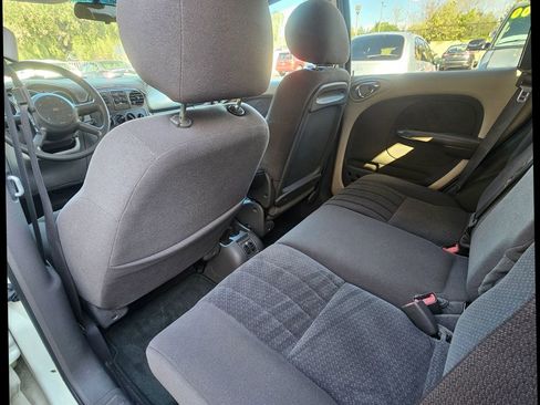 Used 2004 Chrysler PT Cruiser w/ PWR Convenience Group FWD image 14