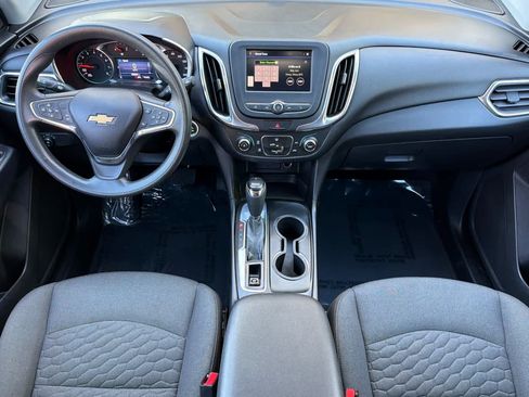 Used 2020 Chevrolet Equinox LT FWD image 3