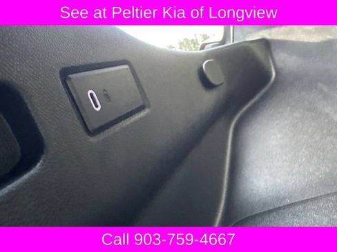 Used 2022 Chevrolet Tahoe LS RWD image 14
