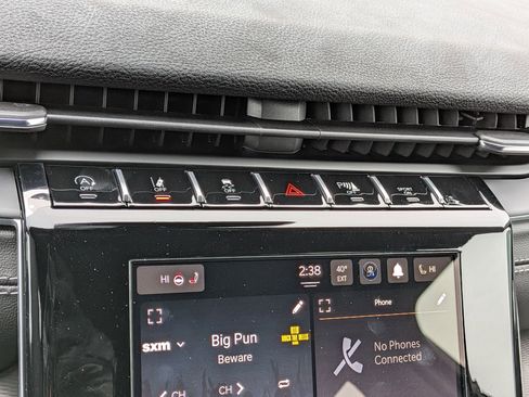 New 2025 Jeep Grand Cherokee Altitude image 17