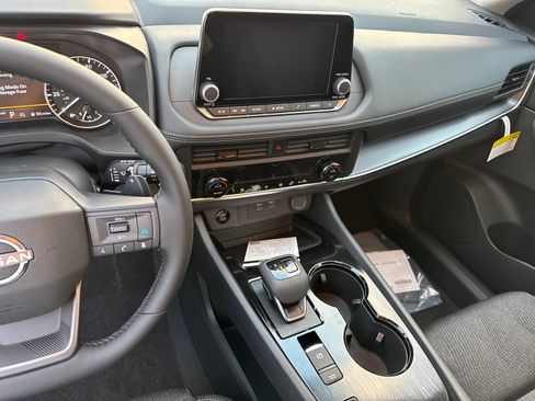 New 2026 Nissan Rogue SV image 28