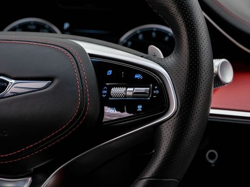 Used 2022 Genesis GV70 3.5T Sport w/ Sport Prestige Package image 16