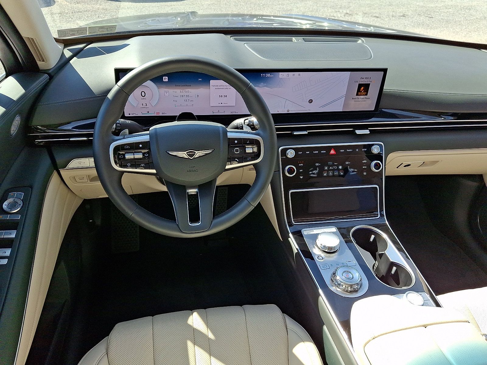 Certified 2025 Genesis GV80 2.5T Standard AWD/4WD image 11