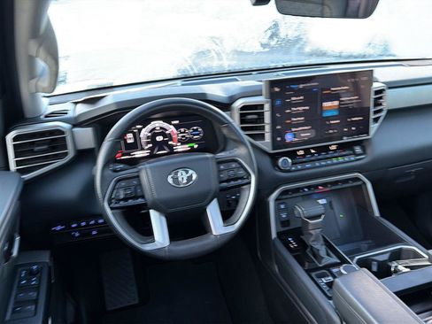 Used 2023 Toyota Tundra Limited w/ Power Package AWD/4WD image 18