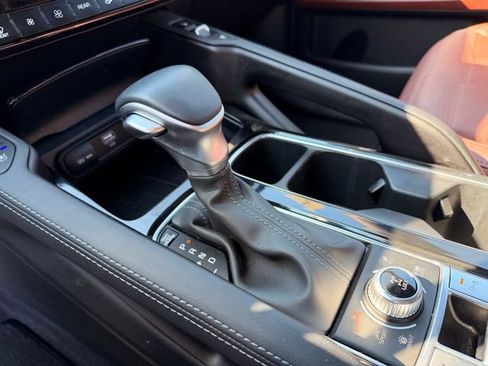 Certified 2025 Kia Telluride SX Prestige AWD/4WD image 21