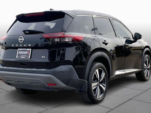 Used 2021 Nissan Rogue SL w/ Premium Package image 12