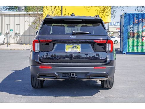 Used 2025 Ford Explorer ST-Line AWD/4WD image 4