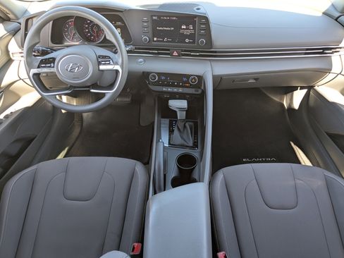 Certified 2023 Hyundai Elantra SEL image 12