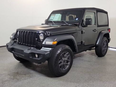 Used 2024 Jeep Wrangler Sport AWD/4WD image 4