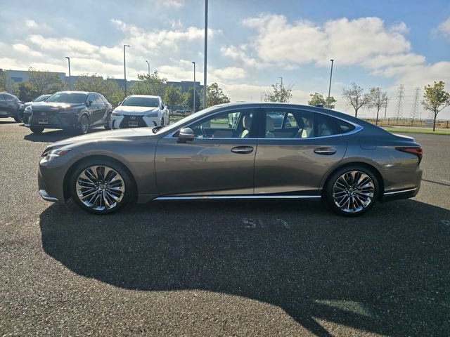 Certified 2023 Lexus LS 500 w/ Interior Upgrade Package RWD image 6
