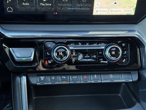 Used 2024 GMC Sierra 3500 Denali Ultimate image 12