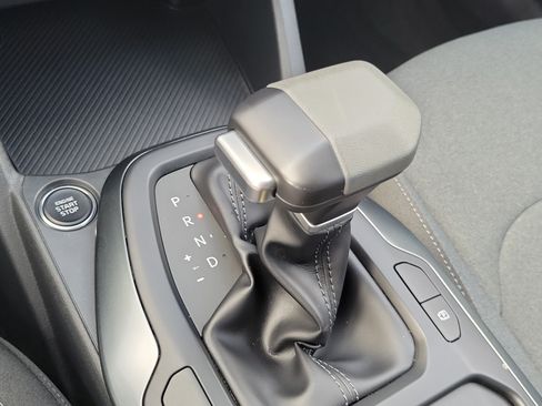 Used 2025 Kia K4 FWD image 32