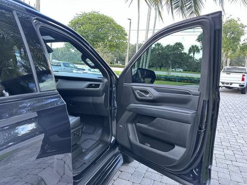 Used 2024 Chevrolet Tahoe RST w/ Luxury Package RWD image 23