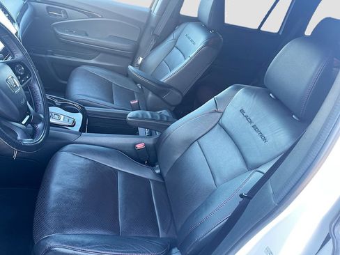 Used 2022 Honda Pilot Black Edition image 19