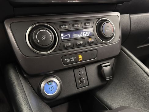 Used 2021 Nissan Leaf S w/ S Charge Package image 15