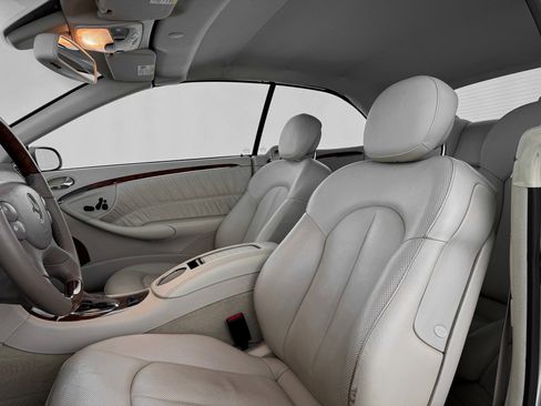 Used 2007 Mercedes-Benz CLK 550 Cabriolet image 18