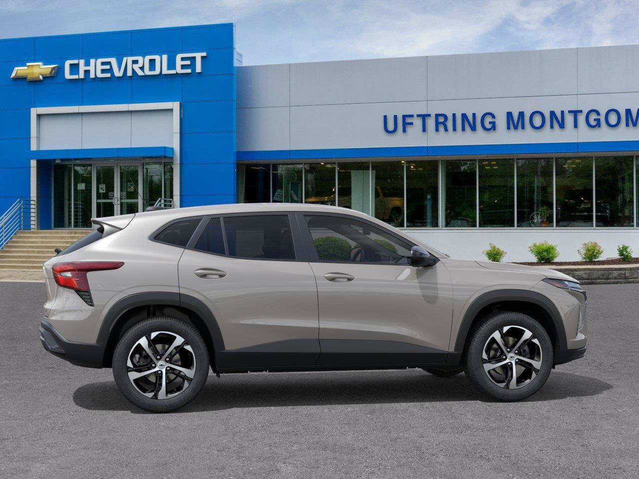 New 2026 Chevrolet Trax RS w/ Sunroof Package FWD image 5