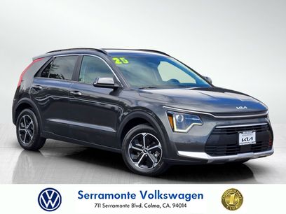 Used 2025 Kia Niro EX