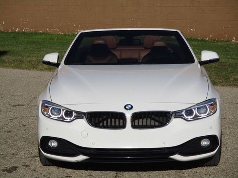 Used 2017 BMW 430i Convertible RWD image 11