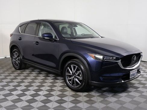 Used 2018 MAZDA CX-5 Touring w/ Preferred Equipment Package image 3