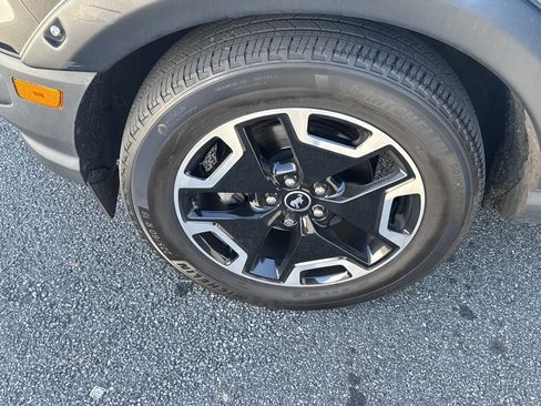 Used 2021 Ford Bronco Sport Outer Banks w/ Outer Banks Package (96D) image 14