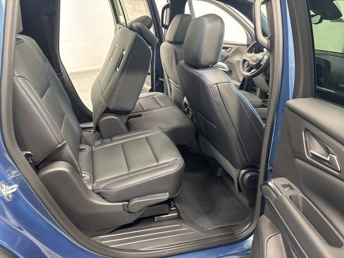 New 2026 Chevrolet Traverse LT w/ Sun and Wheel Package image 36