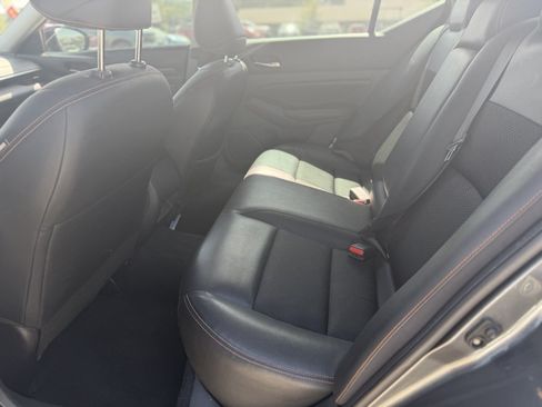 Used 2020 Nissan Altima 2.5 SR FWD image 11