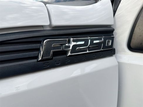 Used 2015 Ford F250 XL image 25