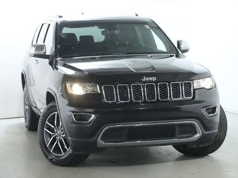 Used 2021 Jeep Grand Cherokee Limited w/ Trailer Tow Group IV image 2