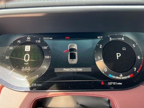 Used 2023 Land Rover Range Rover Sport SE Dynamic image 28