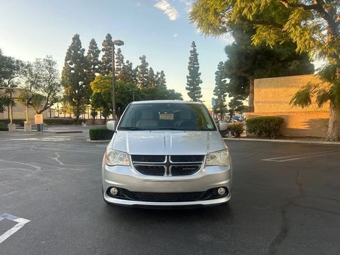 Used 2012 Dodge Grand Caravan Crew image 23