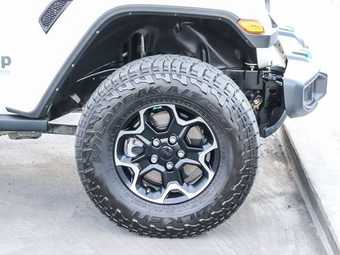 Used 2021 Jeep Wrangler Unlimited Rubicon 4xe w/ Cold Weather Group AWD/4WD image 11