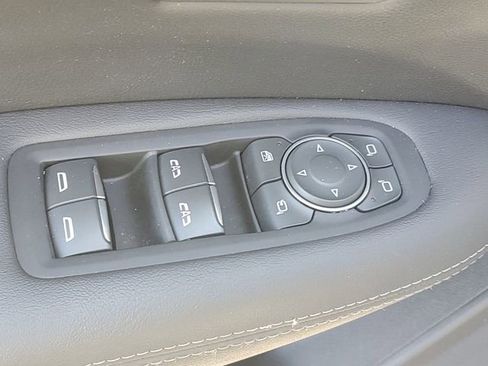 Certified 2023 Cadillac XT5 Premium Luxury w/ Technology Package AWD/4WD image 12