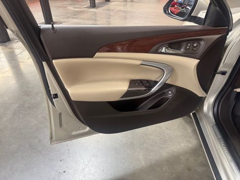 Used 2016 Buick Regal FWD image 13