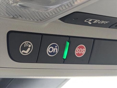 Used 2019 Chevrolet Blazer LT image 14