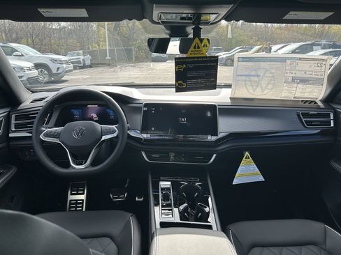 New 2026 Volkswagen Atlas Cross Sport SEL Premium R-Line image 9