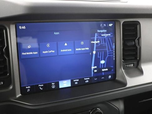 Used 2025 Ford Bronco Badlands image 21