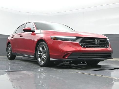 Used 2024 Honda Accord EX image 26