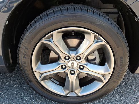 Used 2018 Dodge Journey Crossroad FWD image 9