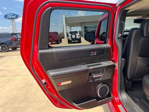 Used 2007 HUMMER H2 SUT w/ Special Edition AWD/4WD image 13