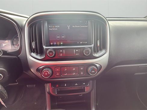 Used 2020 Chevrolet Colorado LT w/ LT Convenience Package image 22